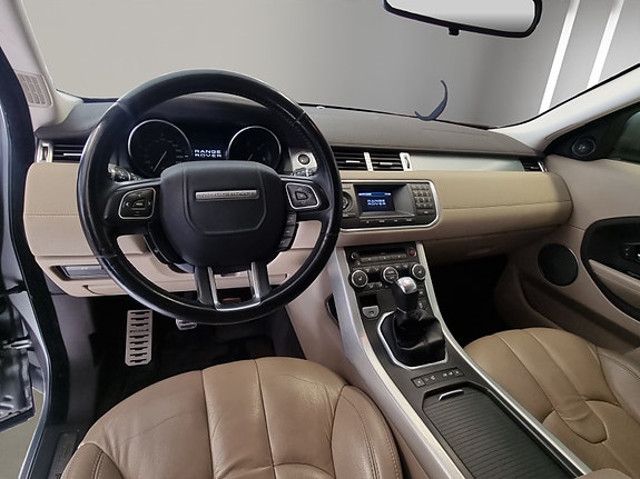 Land Rover Range Rover Evoque 12 of 30