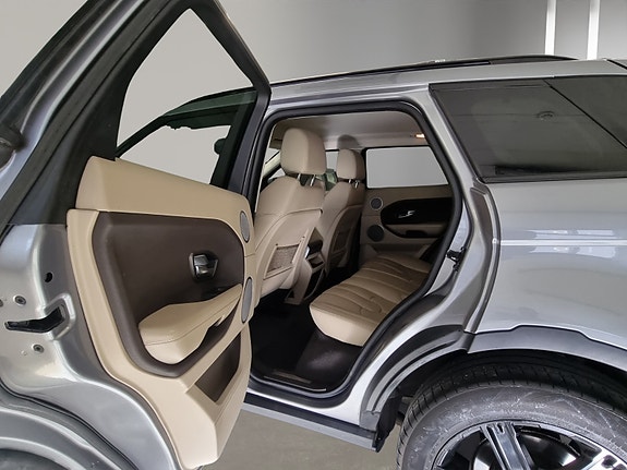 Land Rover Range Rover Evoque 13 of 30