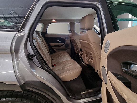 Land Rover Range Rover Evoque 16 of 30
