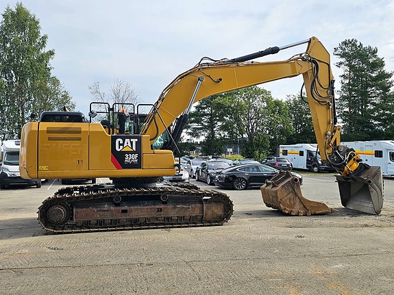 Cat 330FL HD HW, 2016 mod, 11270 timer, Rototilt, 2 skuffer, nesten nytt understell, ny service og sertifisering. 6 of 30