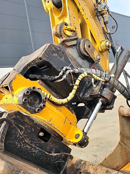 Cat 330FL HD HW, 2016 mod, 11270 timer, Rototilt, 2 skuffer, nesten nytt understell, ny service og sertifisering. 27 of 30