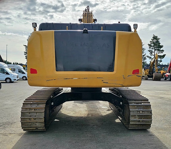 Cat 330FL HD HW, 2016 mod, 11270 timer, Rototilt, 2 skuffer, nesten nytt understell, ny service og sertifisering. 4 of 5