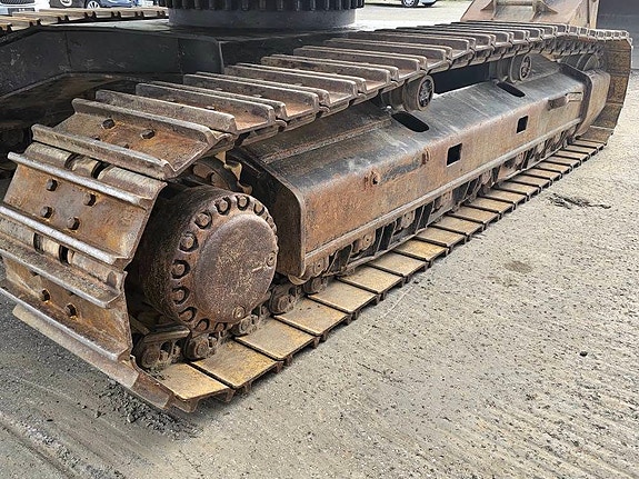 Cat 330FL HD HW, 2016 mod, 11270 timer, Rototilt, 2 skuffer, nesten nytt understell, ny service og sertifisering. 22 of 30