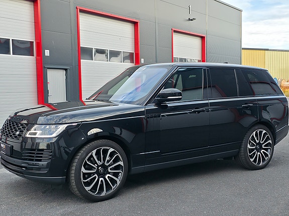 Land Rover Range Rover 3 of 5