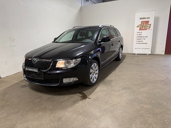 Skoda Superb 2 of 5