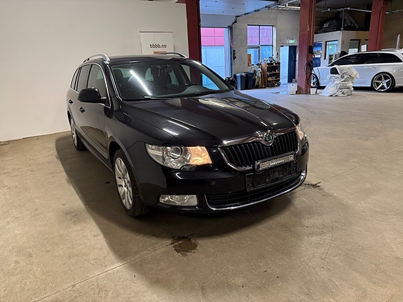 Skoda Superb 4 of 5