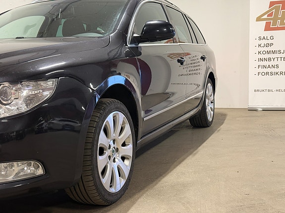 Skoda Superb 3 of 5