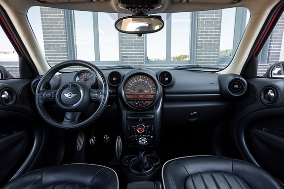 MINI Countryman Cooper S 4 of 5