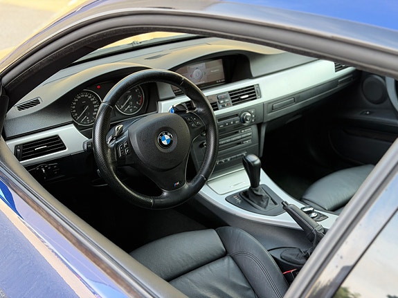 BMW 335i 6 of 10