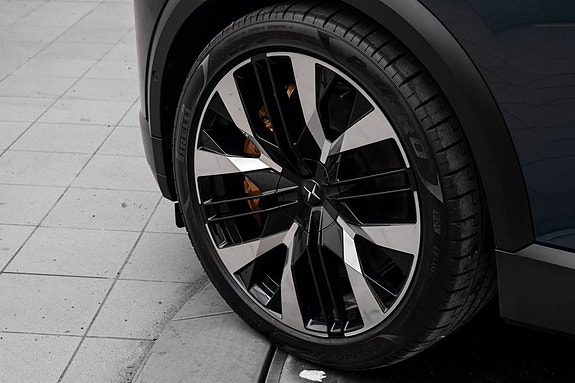 Polestar 3 9 of 27