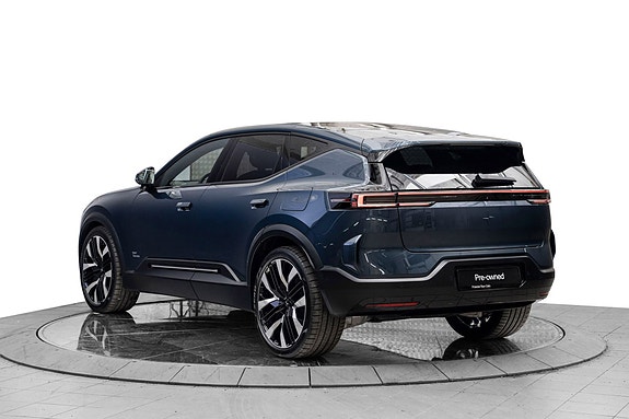 Polestar 3 2 of 27