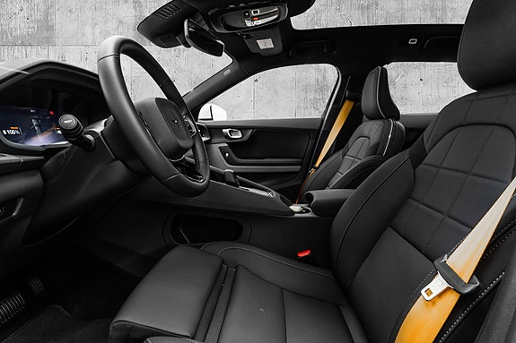 Polestar 2 10 of 27