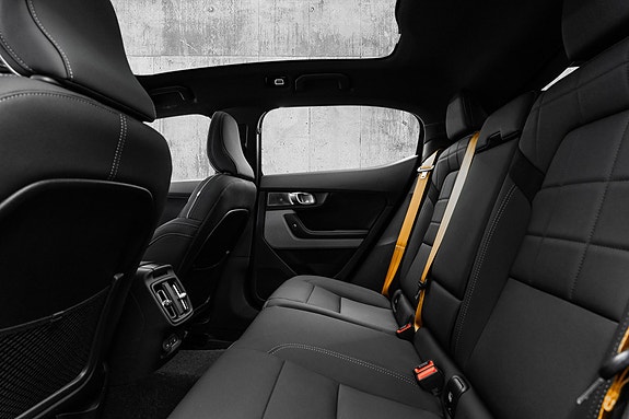 Polestar 2 13 of 27