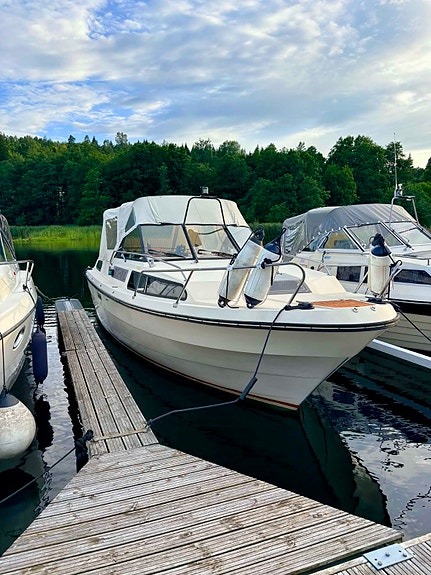 Marex 770 Holiday Kun 3 eiere og kun 1850timer på motor 23 of 30