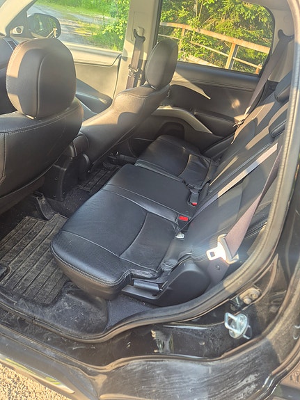 Mitsubishi Outlander 8 of 11