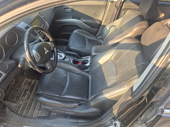 Mitsubishi Outlander 9 of 11