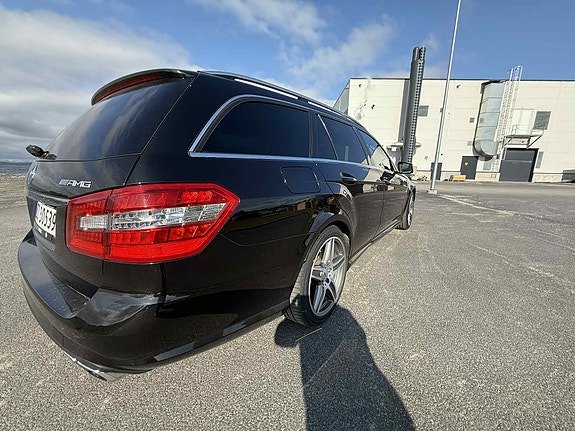 Mercedes-Benz E63 5 of 5