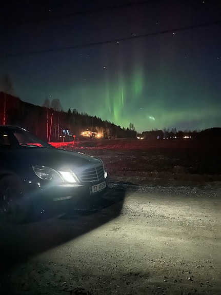 Mercedes-Benz E63 3 of 5