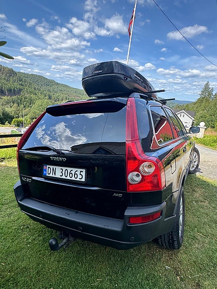 Volvo XC90 4 of 5