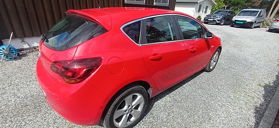 Opel Astra 5 of 5
