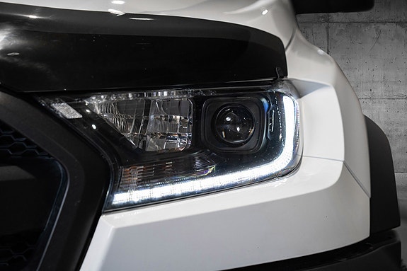 Ford Ranger Raptor 4 of 5
