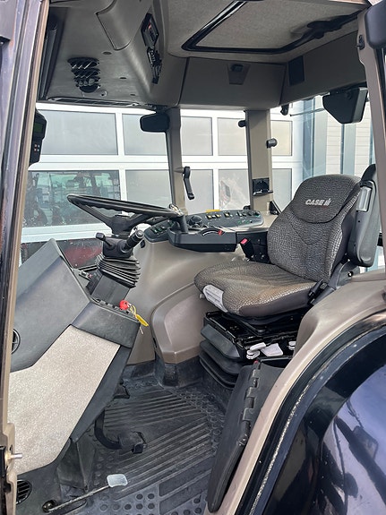 CASE IH CVX 150 8 of 12