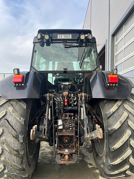 CASE IH CVX 150 4 of 12