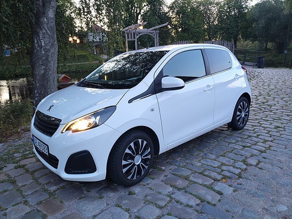Peugeot 108 9 of 13