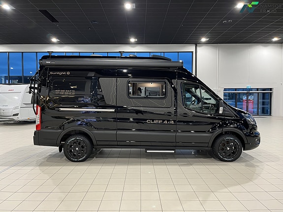 Sunlight Cliff 590 4x4 Green Trek - HENGERFESTE | FIREHJULSTREKK | TRUMA COMBI 6E 3 of 5