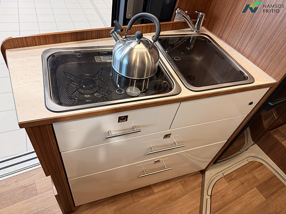 Pøssl Globecar Campscout 640 - 2,3l / 140hk | AUTOMAT | 14 of 30