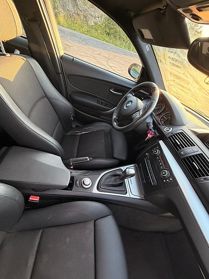 BMW 118d 11 of 22