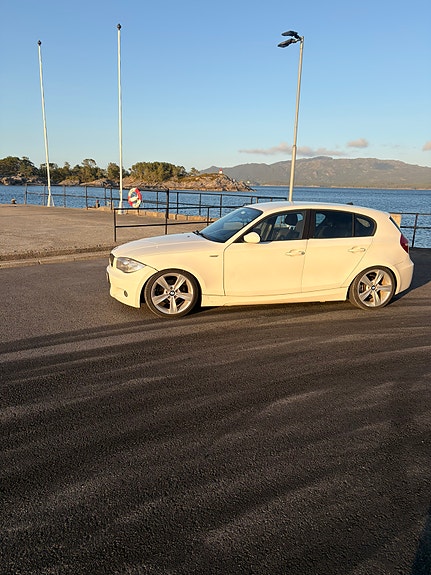 BMW 118d 3 of 22