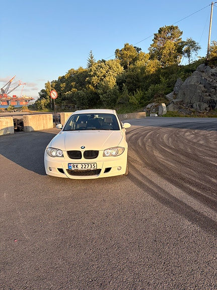 BMW 118d 2 of 22