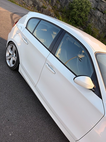 BMW 118d 6 of 22