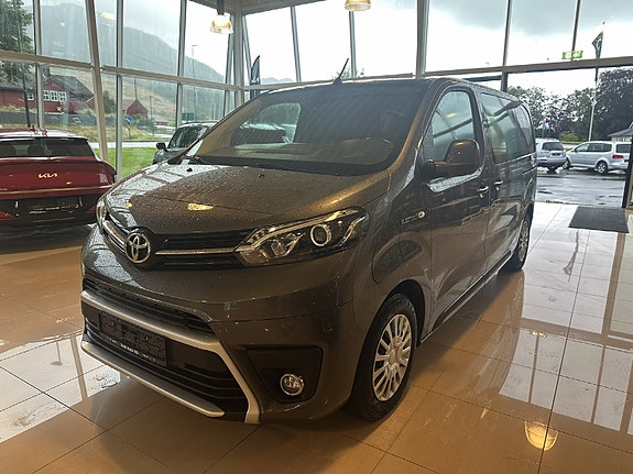 Toyota Proace 2 of 23