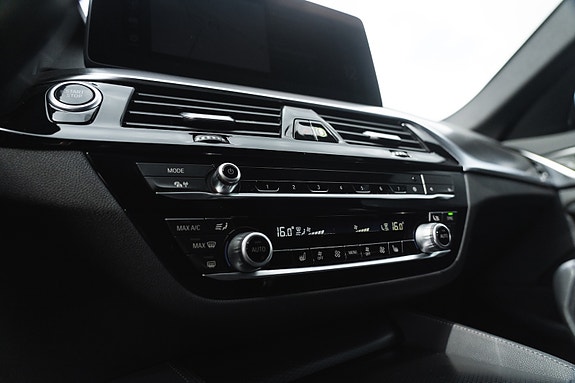 BMW 530e 23 of 30