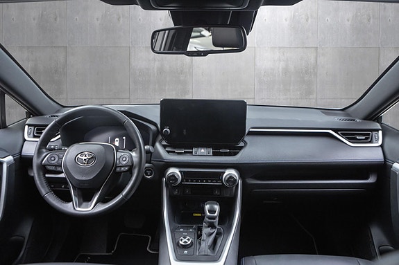Toyota RAV4 17 of 20