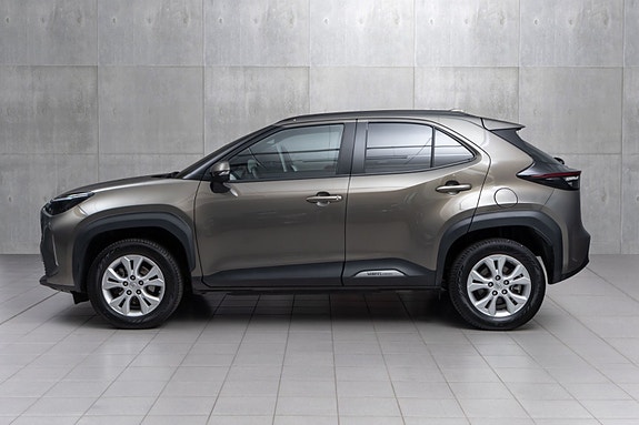 Toyota Yaris Cross 3 of 19