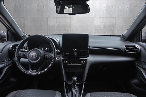 Toyota Yaris Cross 16 of 19