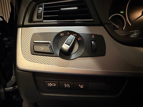 BMW M550d 12 of 30