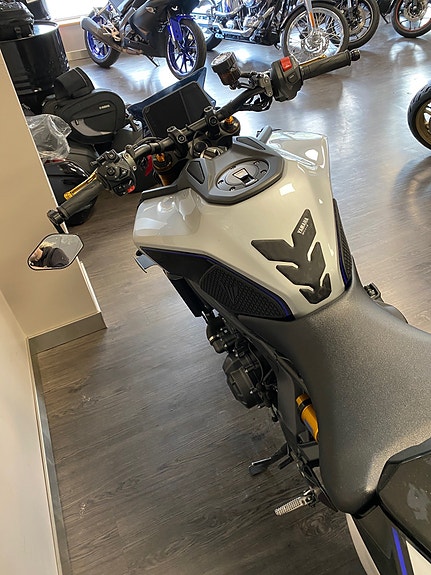Yamaha MT-09 SP 4 of 4