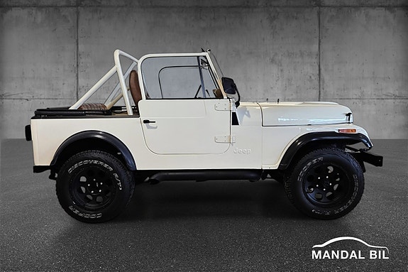 Jeep CJ-7 8 of 30