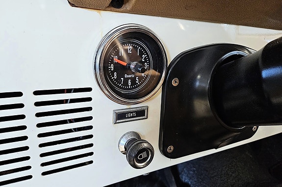 Jeep CJ-7 16 of 30