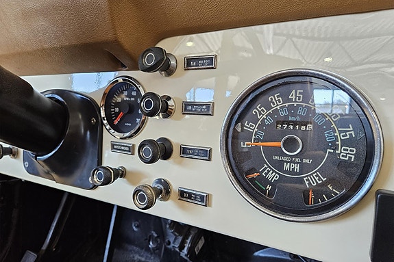 Jeep CJ-7 19 of 30