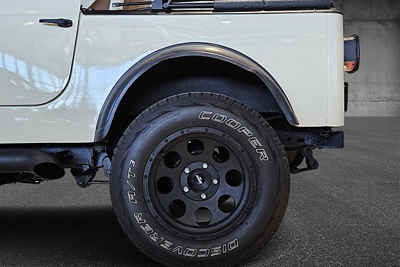 Jeep CJ-7 25 of 30