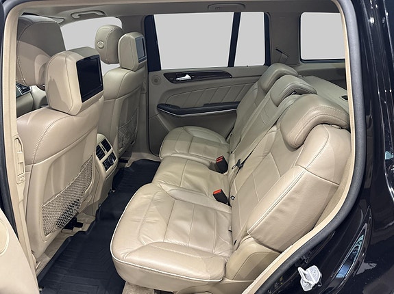 Mercedes-Benz GL350 14 of 29