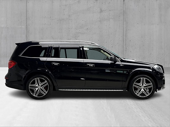 Mercedes-Benz GL350 3 of 29