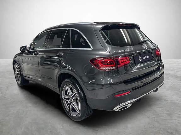Mercedes-Benz GLC300 de 3 of 30