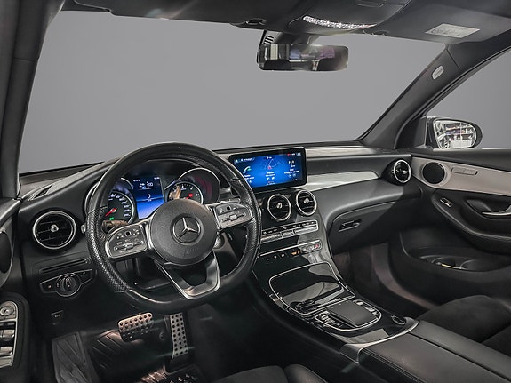 Mercedes-Benz GLC300 de 12 of 30