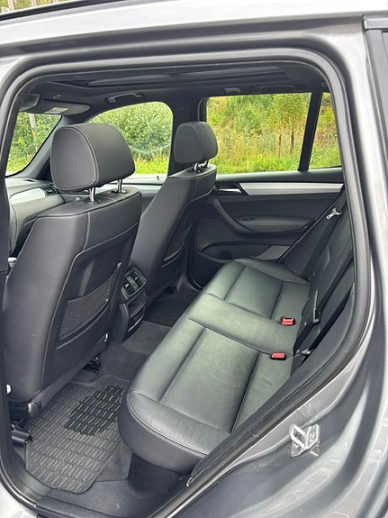 BMW X3 7 of 9